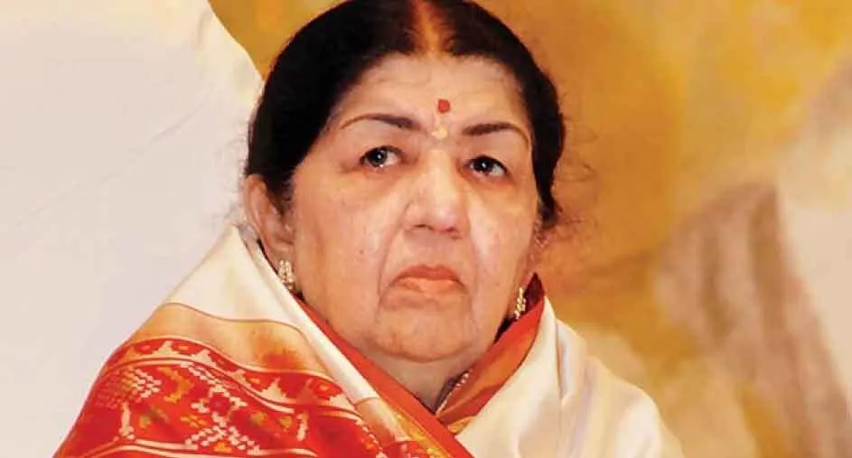 लता ने लोगों से सुरक्षा का ख्याल रखने की अपील की