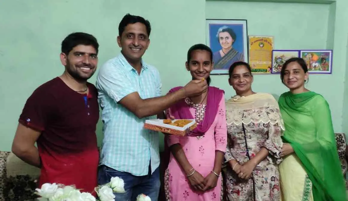 नर्सिंग फील्ड में करियर बनाना चाहती अमनदीप कौर
