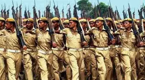 400 प्रोबेशर उप निरीक्षक हुये पुलिस में शामिल