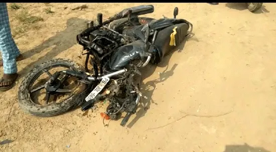 रतनपुरा बाईपास पर तेज रफ्तार ट्रॉला चालक ने दंपत्ति को कुचला