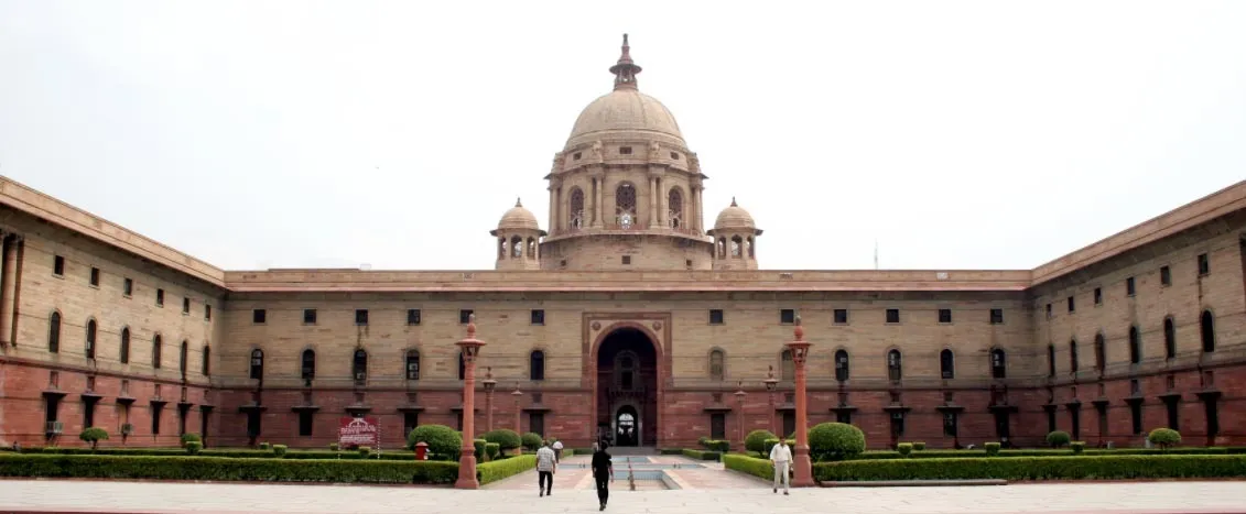 गांधी परिवार से जुड़े ट्रस्ट की जांच करेगा गृह मंत्रालय