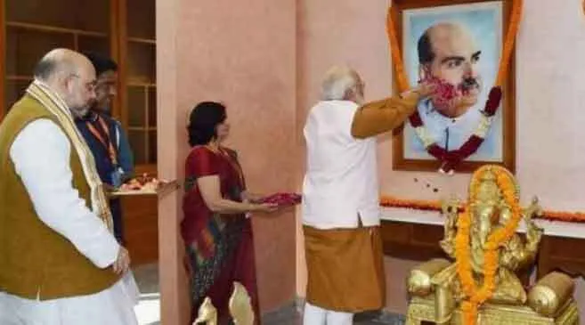 मोदी ने श्यामा प्रसाद मुखर्जी की जयंती पर किया नमन