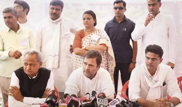 पायलट को मनाने में जुटा है कांग्रेस का शीर्ष नेतृत्व