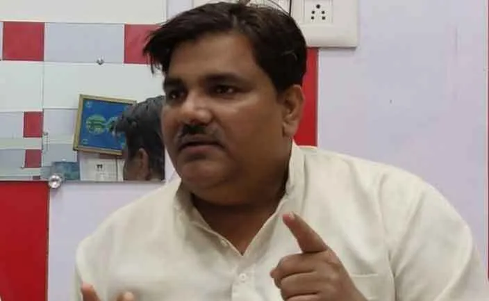 आईबी कर्मी की हत्या के आरोपी ताहिर हुसैन की जमानत याचिका खारिज