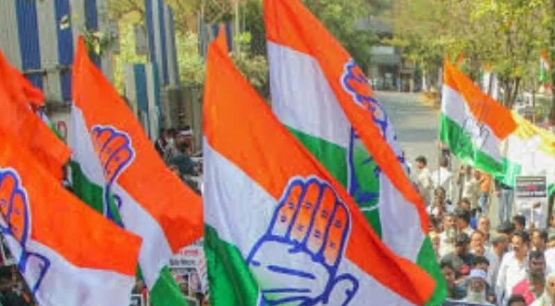 उत्तर प्रदेश कांग्रेस में भी विरोध के स्वर तेज हुये