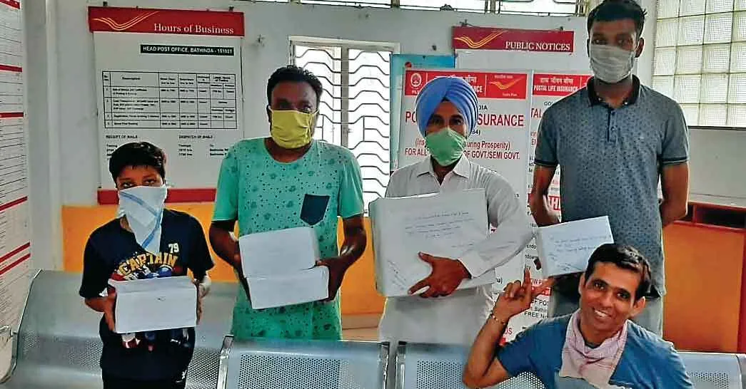 ब्लॉक बठिंडा की साध-संगत ने पूज्य गुरू जी को भेजे बधाई कार्ड