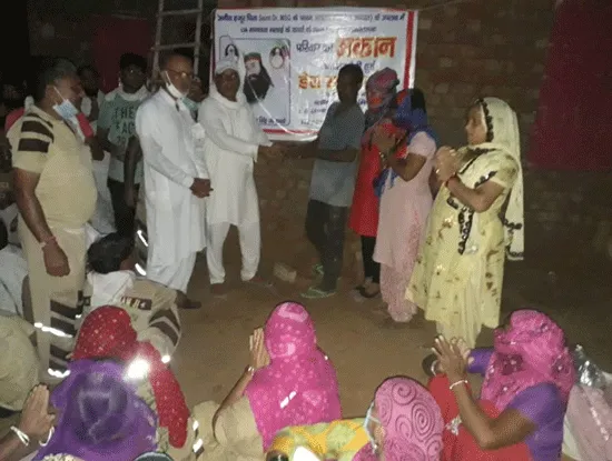 डेरा अनुयायियों ने विधवा सहित दो महिलाओं के बनवाए मकान