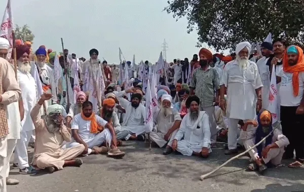 कृषि अध्यादेश: पंजाब में किसानों ने राजमार्गों को किया जाम