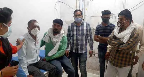 बिजली चोरों पर छापेमारी करने गई टीम पर हमला, जेई और एएलएम घायल