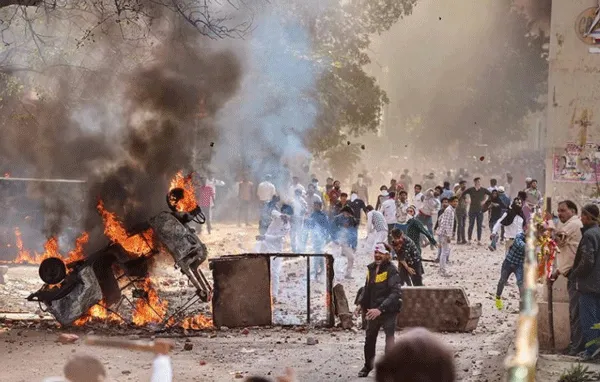 दिल्ली दंगा: पुलिस ने 17,500 पन्नों की चार्जशीट दाखिल की