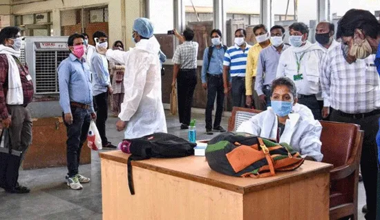 कोरोना के 96,424 नये मामले, 87,472 हुए स्वस्थ