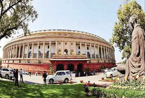 आधे मानसून सत्र का पूरा सच