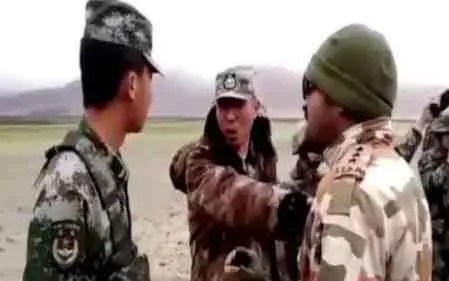 चीन के आक्रामक रूख और पाकिस्तान के दुस्साहस दोनों से निपट सकता है भारत: जनरल रावत