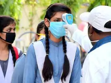 स्कूल खुलने चाहिए, लेकिन कोविड-19 नियमों का पालन होना जरूरी