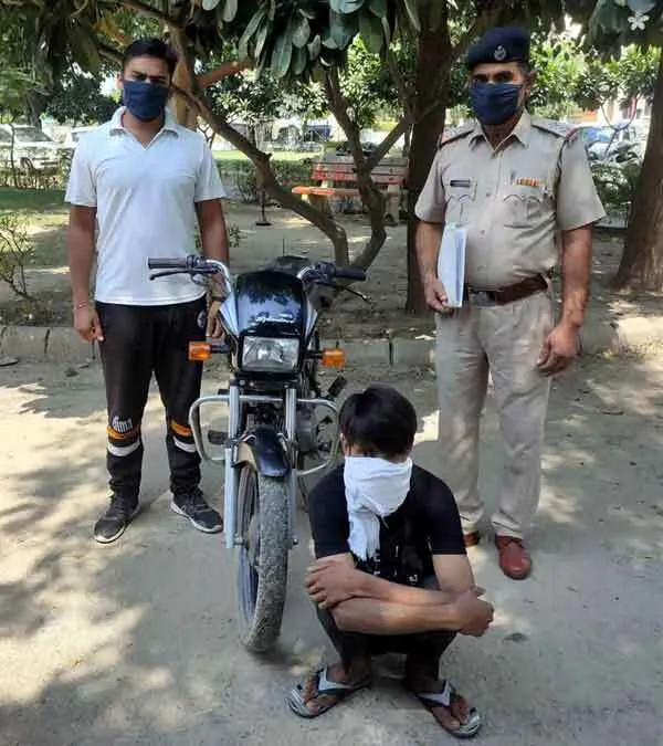 अवैध हथियार सहित आरोपी को दबोचा