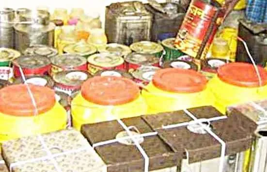 सीएम फ्लाइंग ने 5200 किलो नकली घी पकड़ा