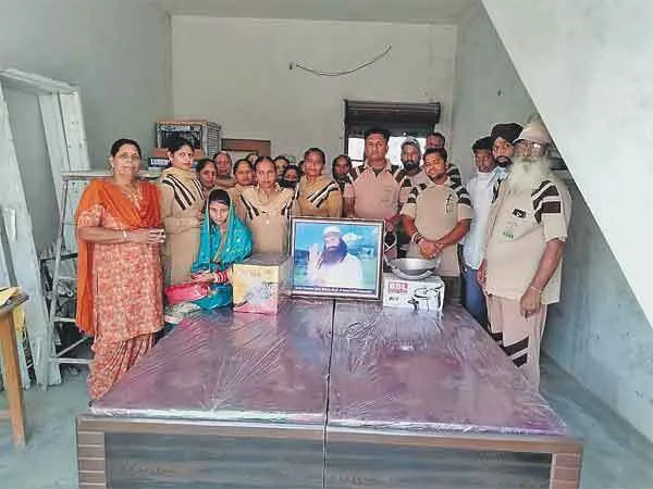 डेरा श्रद्धालुओं ने गरीब परिवार की लड़की के विवाह में किया आर्थिक सहयोग