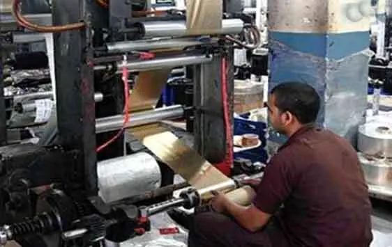 बड़ी कंपनियों को छोटे उद्योगों का बकाया चुकाने के निर्देश