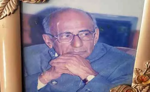 प्रख्यात इतिहासकार आर एल शुक्ल नहीं रहे