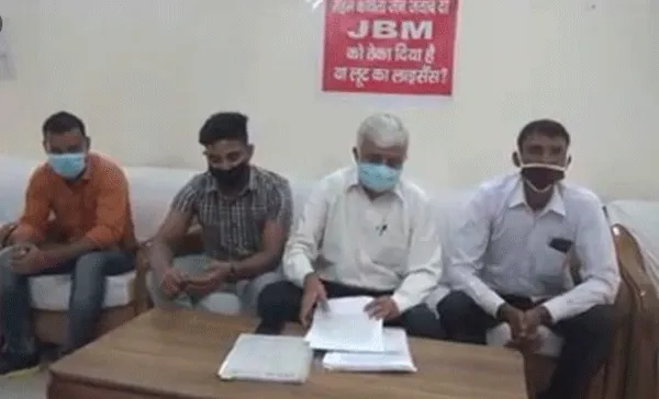 घोटाले में घोटाला: नगर निगम पानीपत व सोनीपत ने कागजों में ठेका जेबीएम को दिया, काम व वसूली पूजा कॉन्सुलेशन कम्पनी कर रही है।