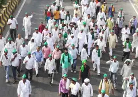 किसानों की चेतावनी, दिल्ली कूच से रोका गया जाम कर देंगे हाईवे