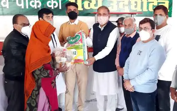 आशा नागपाल इन्सां की आत्मिक शांति के लिए किया सुमिरन