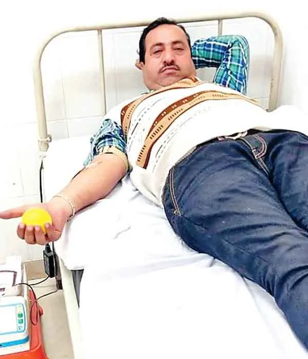 ब्लॉक मलोट के सेवादार ने 63वीं बार रक्तदान