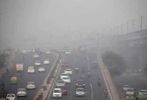 दिल्ली में वायु गुणवत्ता अभी भी खराब