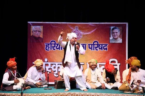 हरियाणवी लोकगीतों व भजनों में दिखी हरियाणा की झलक