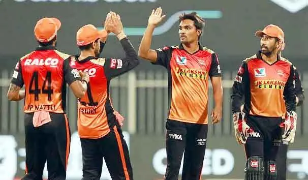 IPL: बेंगलुरु पर शानदार जीत से हैदराबाद की उम्मीदें कायम