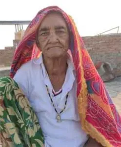 -Reshma Devi (95 years old) Pune, Maharashtra