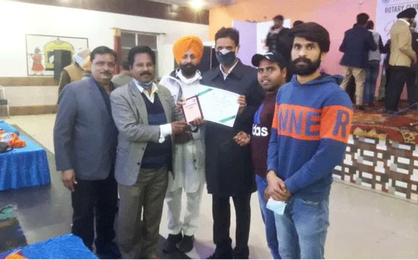 कोविड-19 काल में बेहतरीन सेवाओं के लिए डेरा सच्चा सौदा की फिरोजपुर समिति सम्मानित