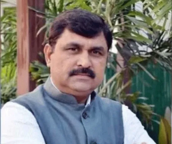 किसान आंदोलन : शहीद किसानों के परिजनों को दो-दो लाख की मदद देंगे महम विधायक