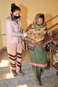 Operation of eye patients started in the camp