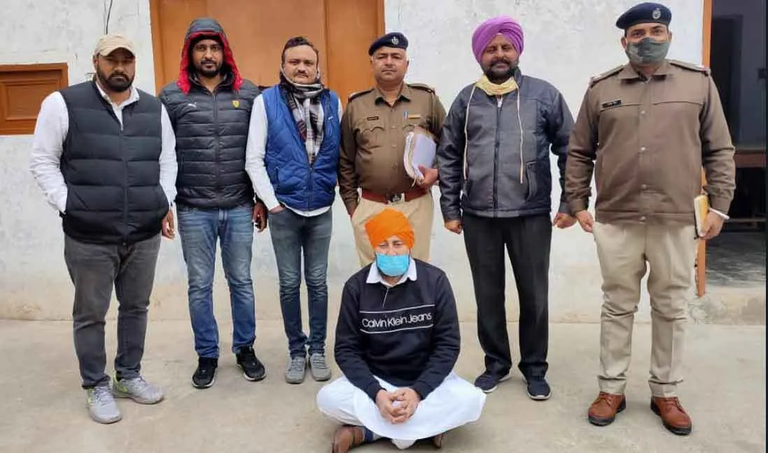 पांच साल से फरार चल रहा मोस्ट वांटेड तस्कर लाभ सिंह काबू 
