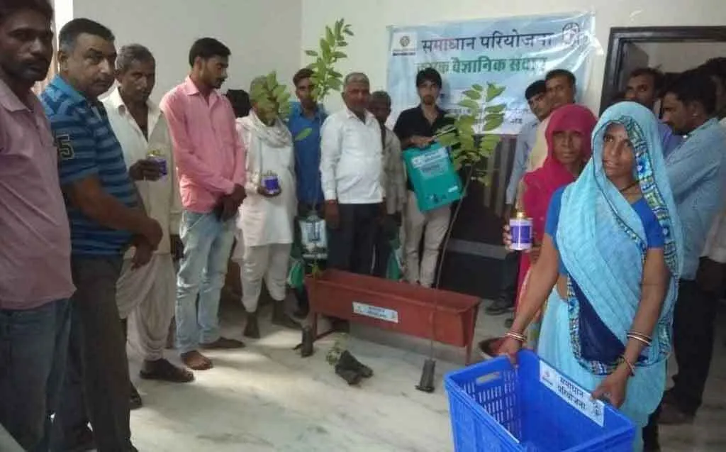 समाधान परियोजना से जुड़कर किसान ले रहे हैं उन्नत तकनीक का फायदा