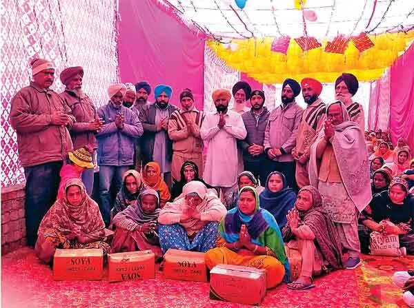 ब्लॉक हरदासपुर की साध-संगत ने मनाया पवित्र अवतार दिवस