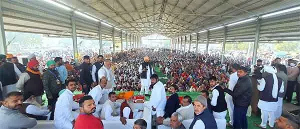 किसान अनुशासित ढंग से डटे रहेंगे आंदोलन पर: गुरनाम चढूनी