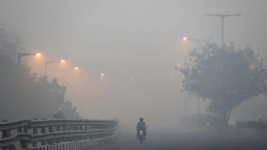 उत्तर भारत में घने कोहरे का अनुमान