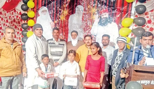 ऐलनाबाद: 5 जरूरतमंद परिवारों को बांटा राशन