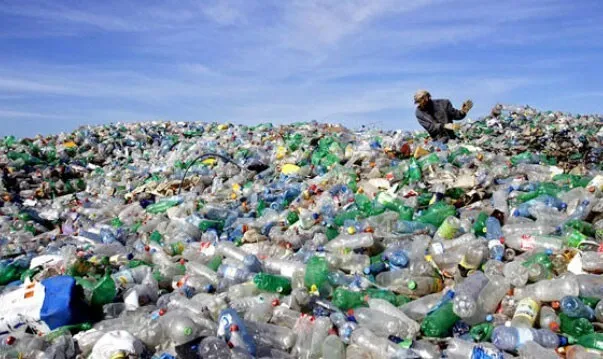कूड़े के ढ़ेर से बनेगी प्लास्टिक और खाद