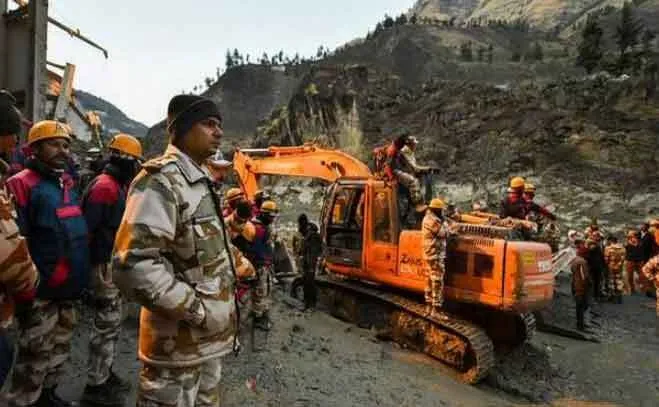 उत्तराखंड आपदा: 206 लोग अभी भी लापता, 32 शव बरामद, रेस्क्यू ऑपरेशन जारी
