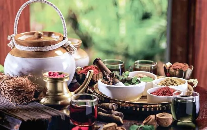 औषधीय पौधों एवं आयुर्वेद से संभव स्वास्थ्य रक्षा