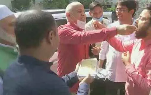 दिल्ली एमसीडी उपचुनाव में छाई आप, भाजपा 0
