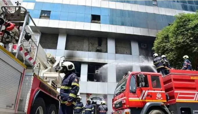 कानपुर कार्डियोलॉजी में आग से अफरातफरी, सीएम योगी ने लिया संज्ञान