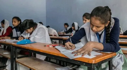 पांचवी आठवीं व दसवीं कक्षा के विद्यार्थी अगली कक्षा में प्रमोट