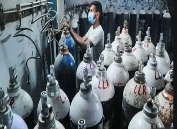ऑक्सीजन के लिए देश में मारामारी, आईये जानते हैं कैसे बनती है ऑक्सीजन