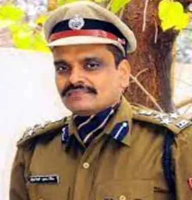 कुंवर विजय प्रताप का इस्तीफा नामंजूर