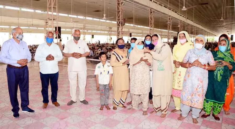 इन्सान का पहला मकसद परमानंद को प्राप्त करना : पूज्य गुरु जी