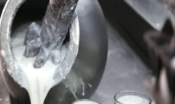 लस्सी पीने से दो की मौत, कई की हालत बिगड़ी